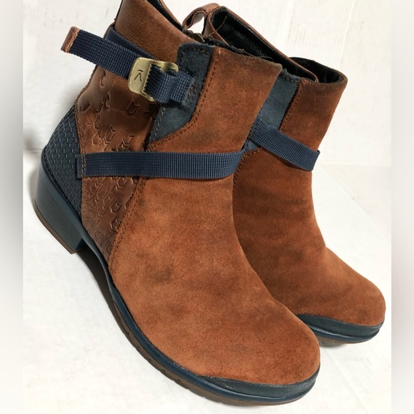 Keen Shoes - Keen Brown Suede Ankle Booties with Navy Strap Detail